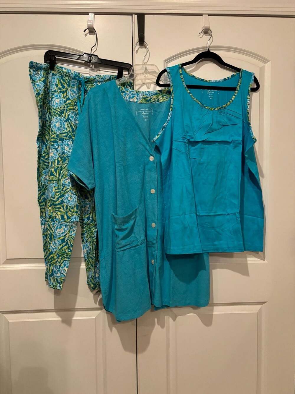 Carole Hochman Sleepwear 3-Piece Pajama Set Size 2X Blue Floral